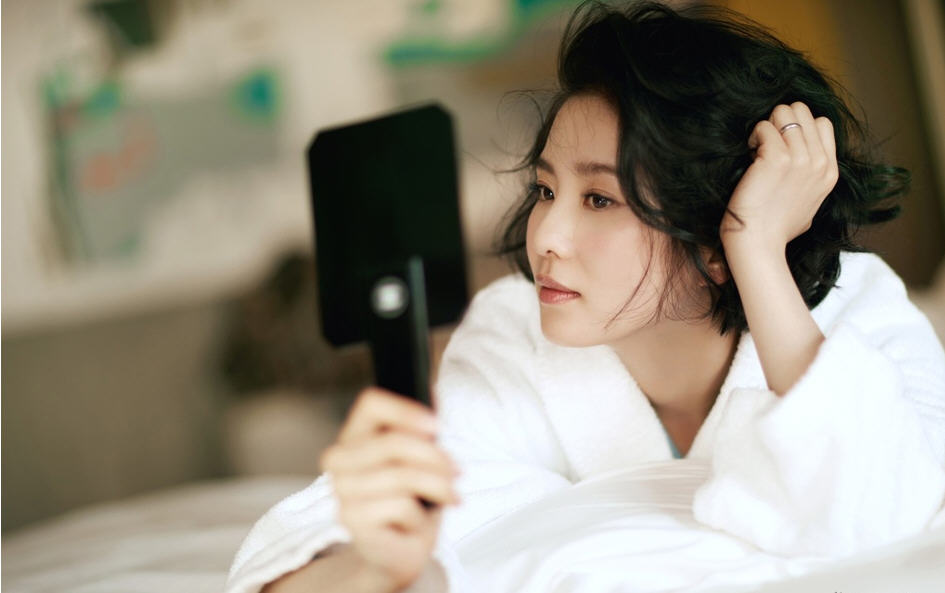 刘诗诗浴袍出境写真欣赏 刘诗诗浴袍出境写真欣赏