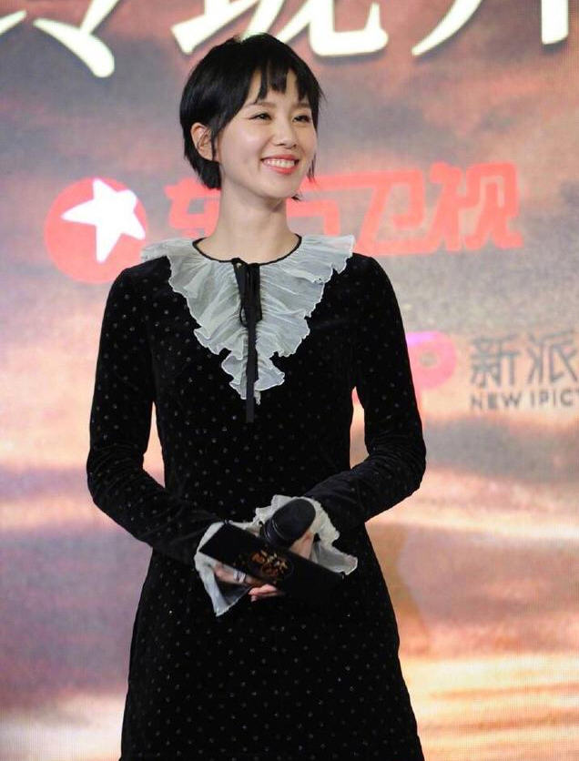 刘诗诗浴袍出境写真欣赏 刘诗诗浴袍出境写真欣赏