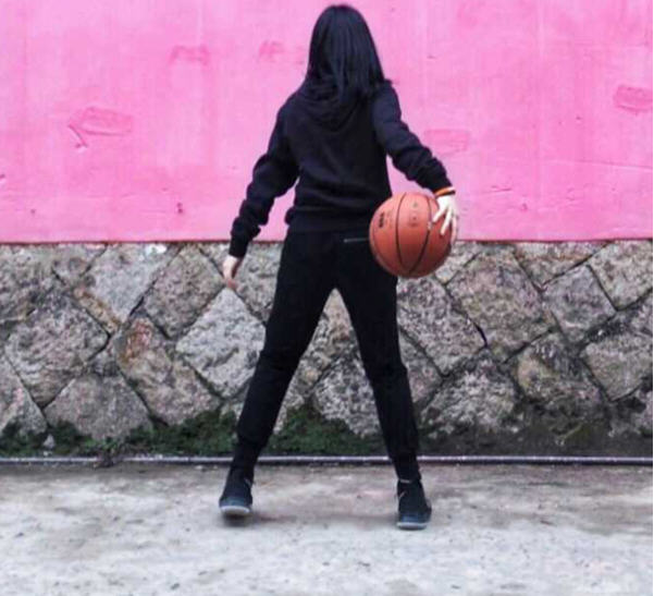 梦中的篮球女神是这样的吗? 梦中的篮球女神是这样的吗?