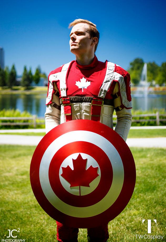 高仿美国队长的加拿大队长cosplay欣赏 高仿美国队长的加拿大队长cosplay欣赏
