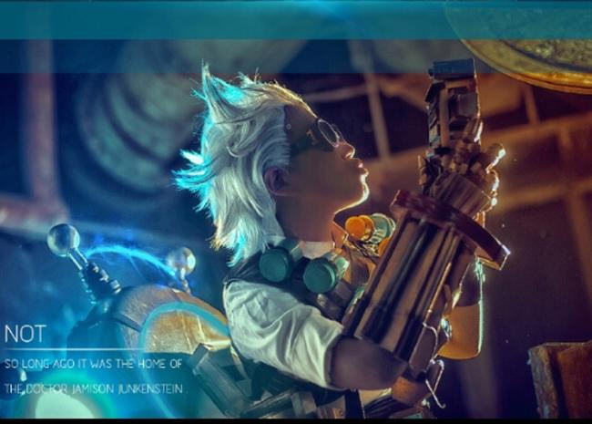 守望先锋一周年,弗兰狂斯鼠博士万圣节cos惊悚亮相 守望先锋一周年,弗兰狂斯鼠博士万圣节cos惊悚亮相