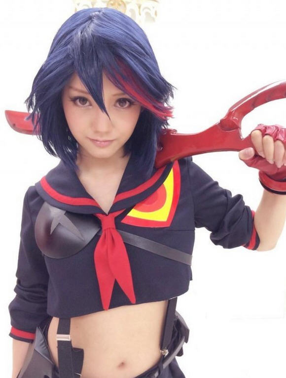 日本清纯美女水菜丽Cos春丽图 肌肤白嫩吹弹可破